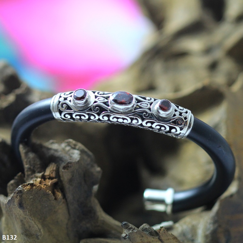 Bali Silver Gemstone Bracelet B132W346 - Image 1