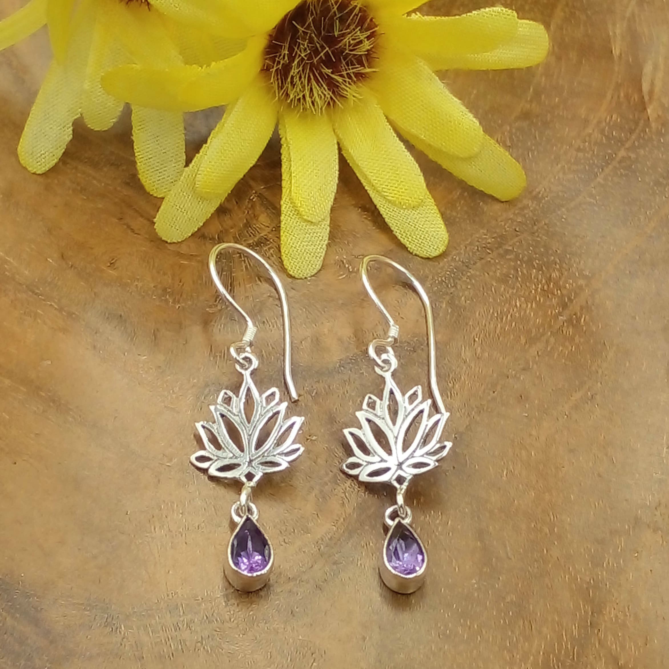 Traditional Bali Silver Earrings E1645PRDW115 - Image 3