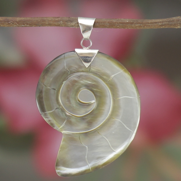 Silver Snail Shell Pendant Bali