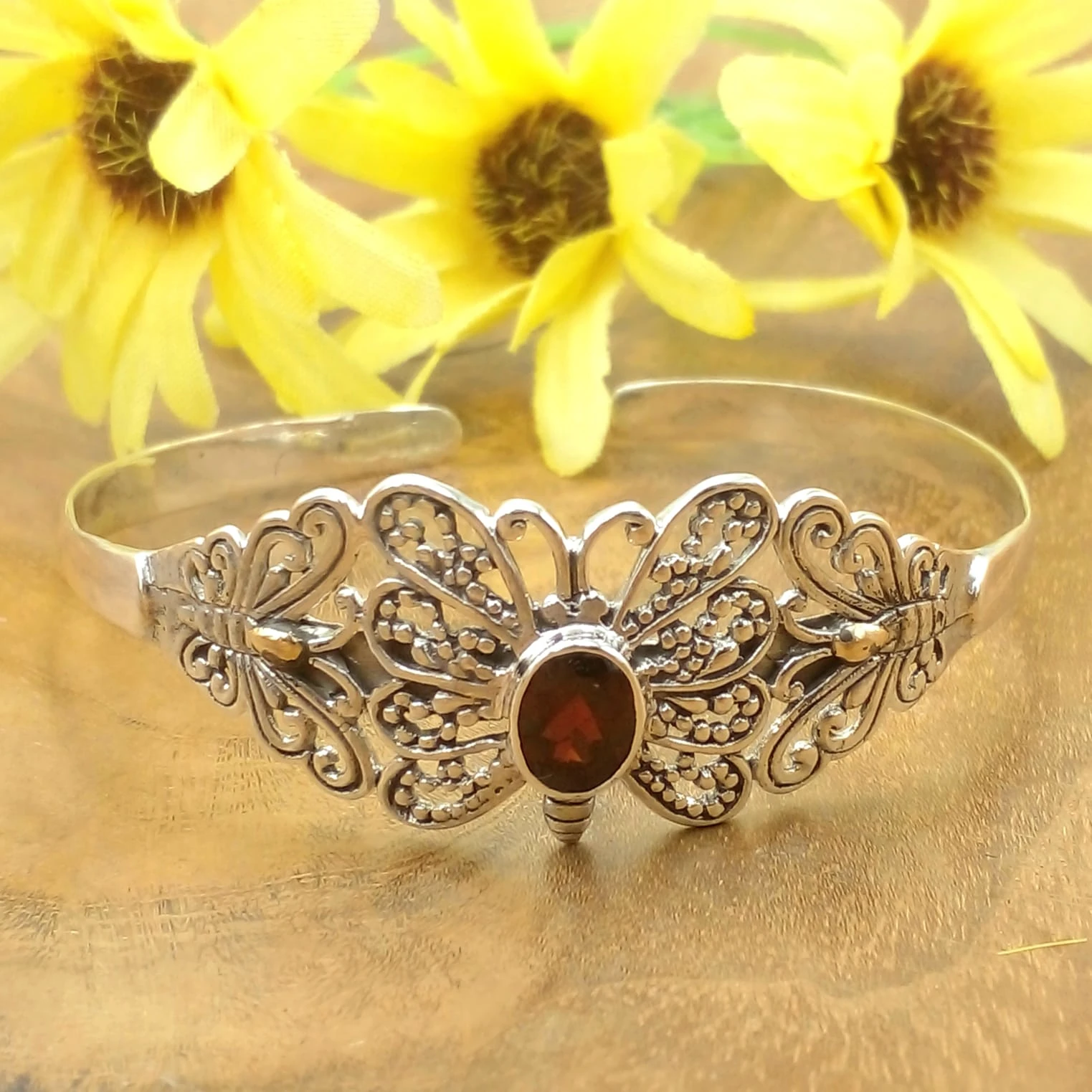 Bali Butterfly Silver Cuff Bracelet B657GRTW540 - Image 1