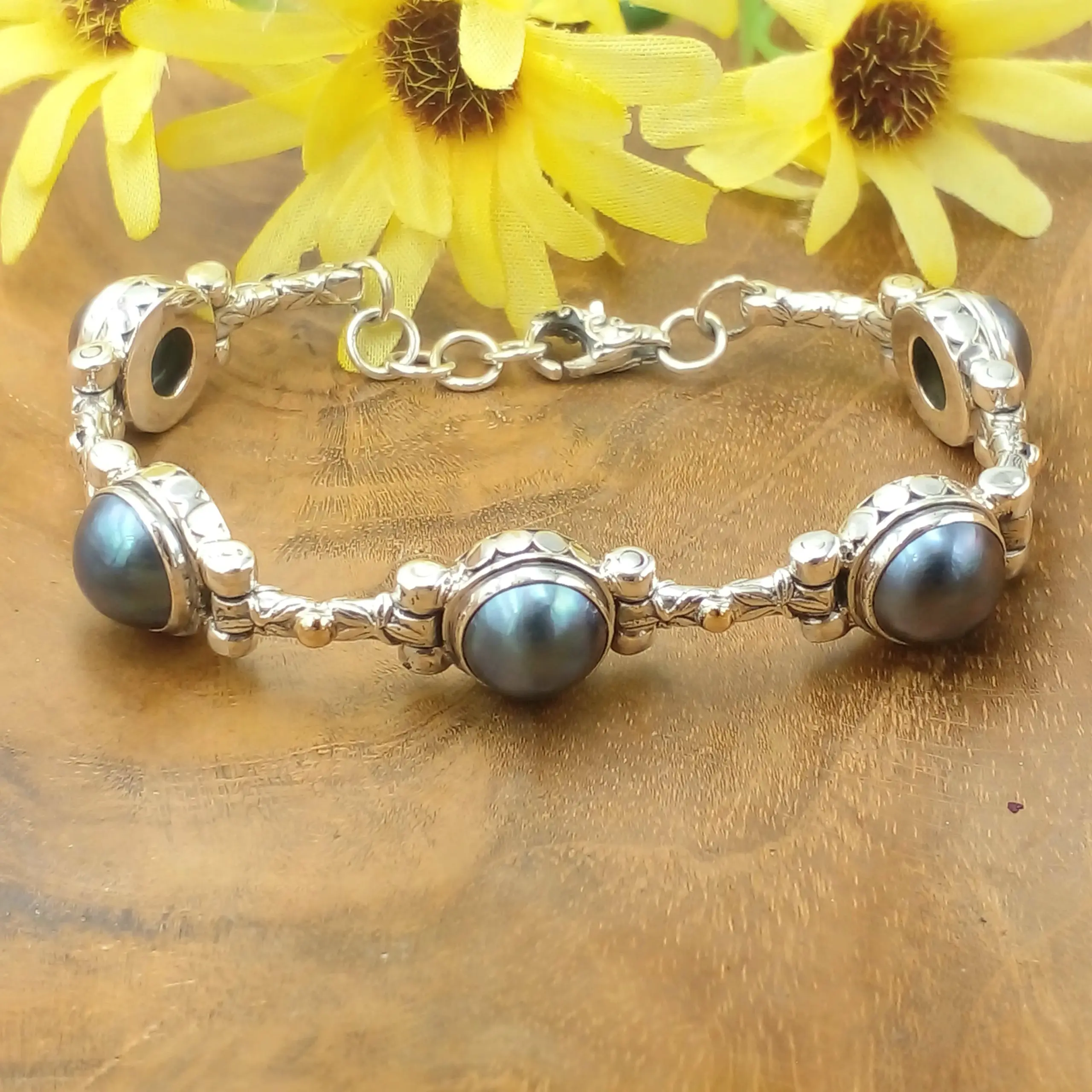 Mabe Pearl Silver Bracelet B670MBLW1574 - Image 1