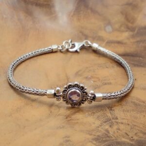 Women's Silver Flower Chain Bracelet B703AMYW415 - Image 1