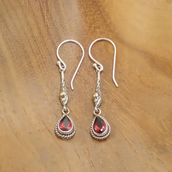 Gemstone earrings with gold E1801CTRW240