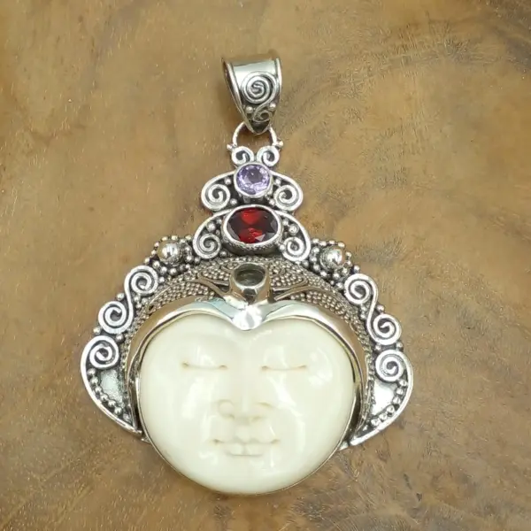 Balinese Carved Silver Pendant P807A-W618