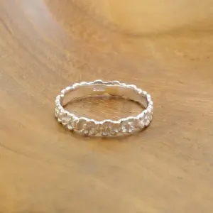 Floral Silver Ring R688W115 - Image 3