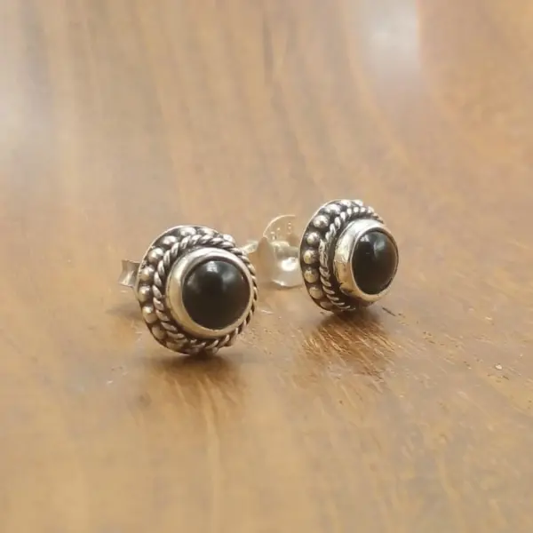Silver Earrings With Black Onyx Gems E1819BLXW135