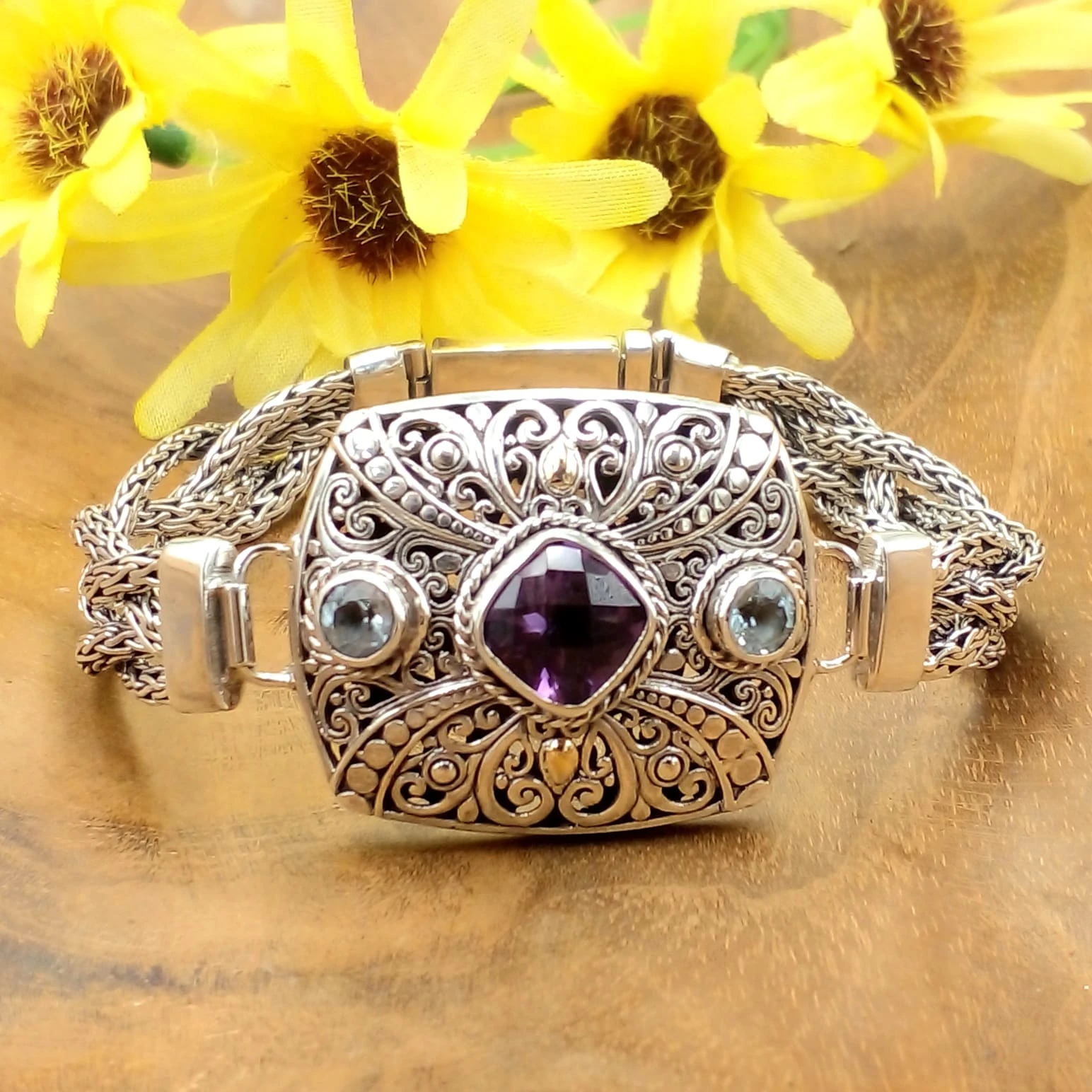 Balinese Silver Chain Bracelet With Gems B317AG-W1657