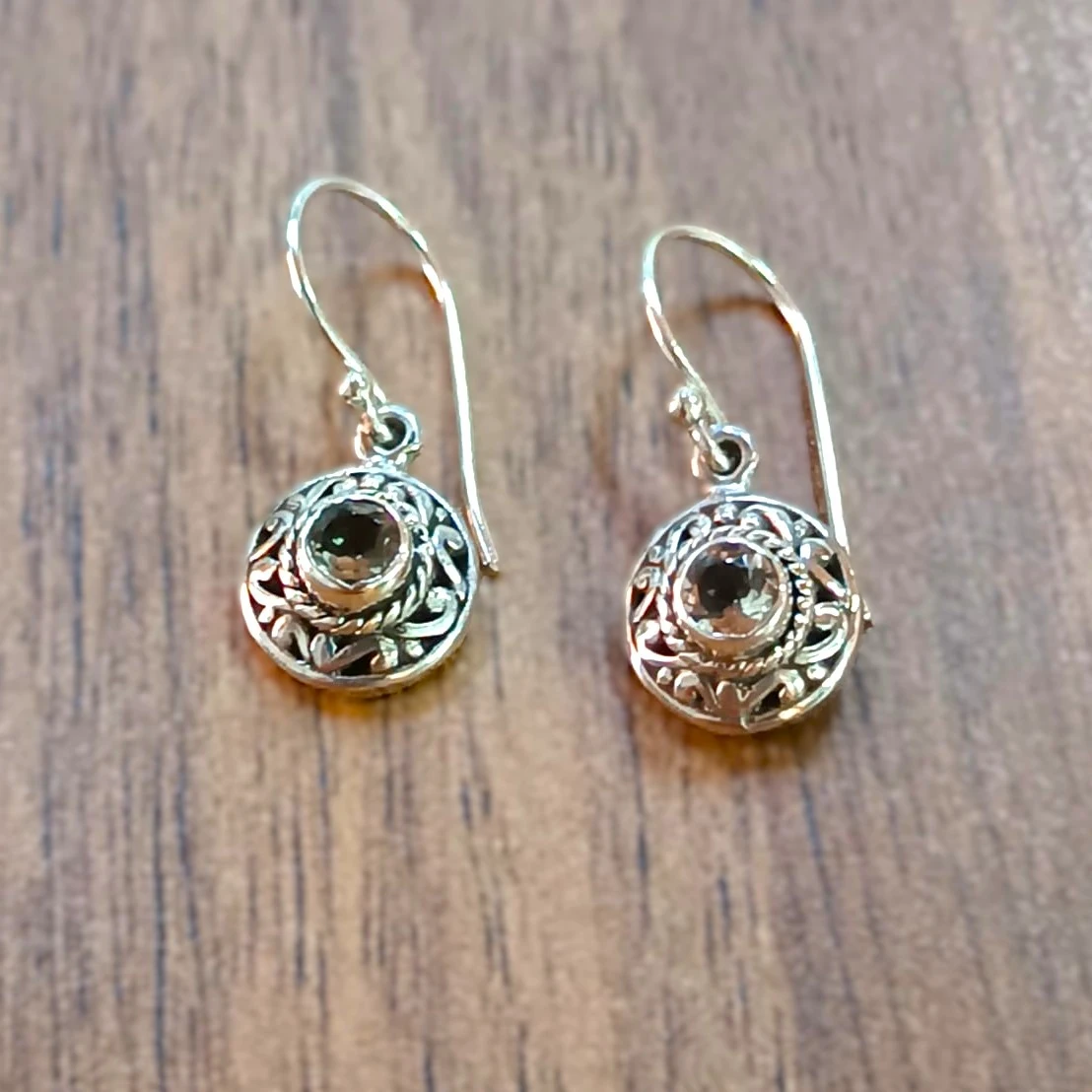 Balinese Silver Earrings With Gems E1704AMYW190