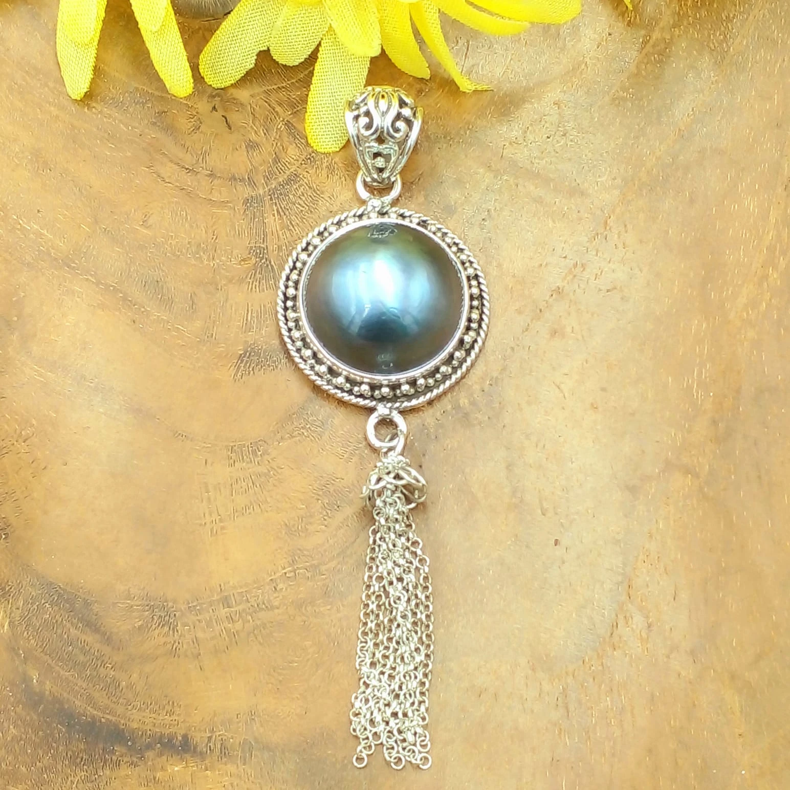 Silver Pendant With Mabe Pearl P857MBLW351