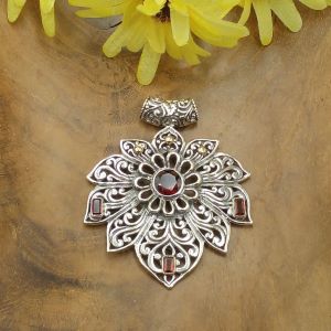 925 Sterling Silver Lotus Flower Mandala Design Pendant with Gems P871W877