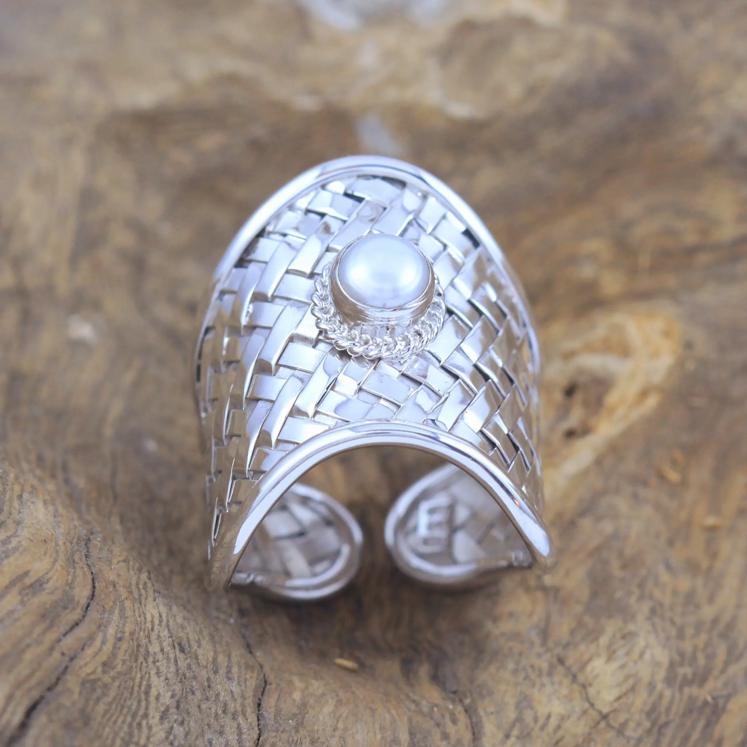 925 Sterling Silver Ring with Woven Design & Natural Pearls R226MWTW310